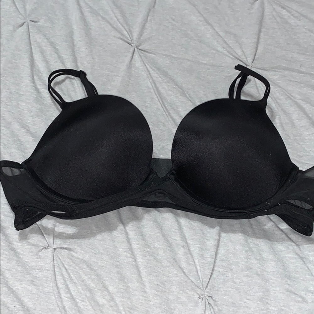 VS very sexy bra